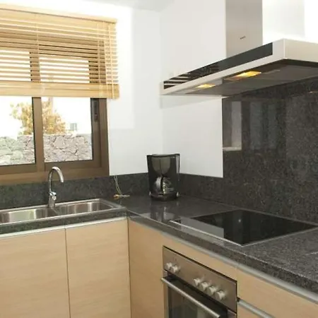 Appartement Sleeps 6 Pool Wifi
